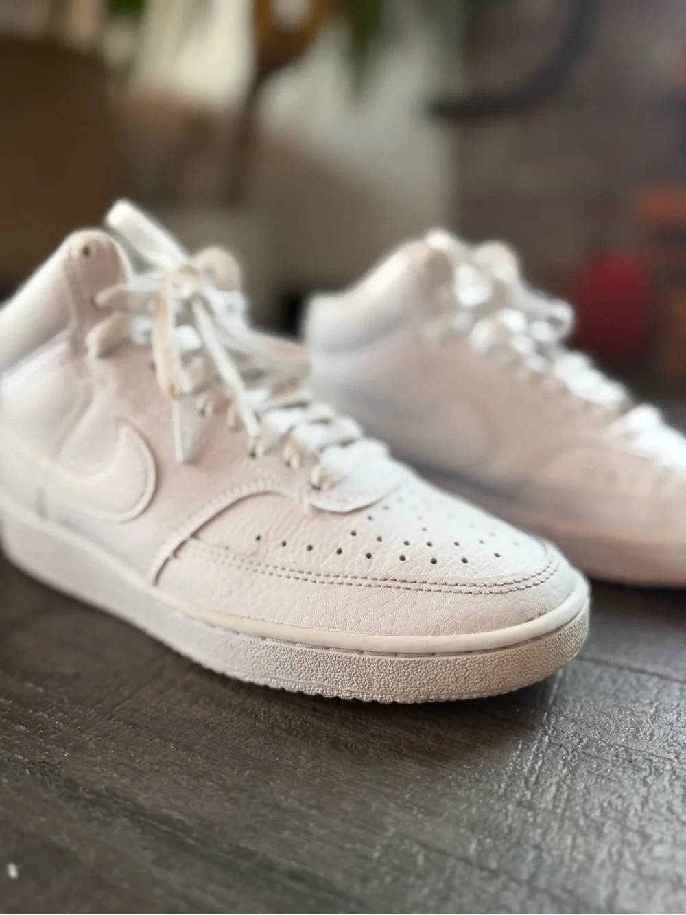 Nike Courts Women's Mid-Top Sneakers